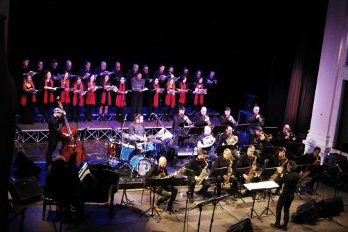 2022/12/24 Natale in Swing, OJS Laboratory e Polifonica S.Cecilia dir. Gavino Mele @ Teatro Verdi, Sassari (ph. Palitta)