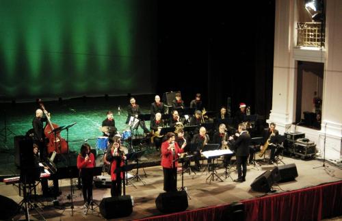 2023/12/24 "Natale in Swing", OJS con Francesca Corrias (voc) G.Mele (dir) @ tobeinjazz 2023 - Teatro Verdi Sassari (Ph. Palitta)