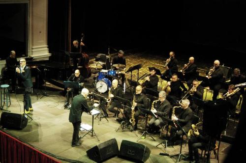 2024/12/15 Vengo anch'io ... Omaggio a E.Jannacci, OJS con Boris Savoldelli (voce), Corrado Guarino (arr, dir) @ tobeinjazz 2024 - Teatro Verdi, Sassari (Ph. G.Palitta)